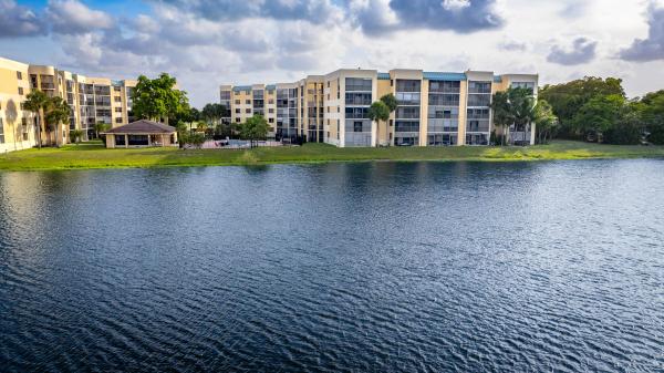 Isles Of Inverrary, 6475 W Oakland Park Blvd #505, Lauderhill, Florida 33313, image 1