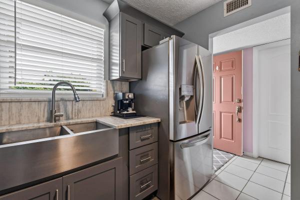 Lakeside Village, 770 Lori Dr #253, Palm Springs, Florida 33461, image 2