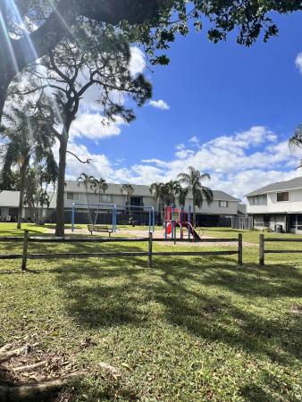 Canalakes, 2606 Canalside Dr, Greenacres, Florida 33463, image 2