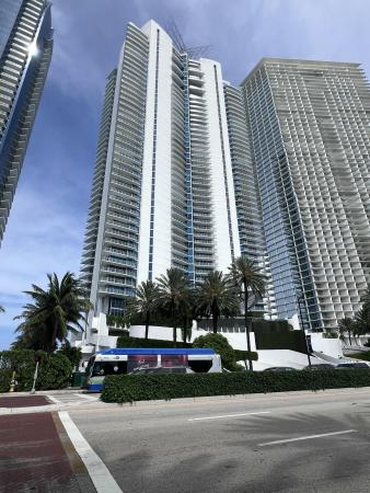 Jade Beach, 17001 Collins Ave #1806, Sunny Isles Beach, Florida 33160, image 3