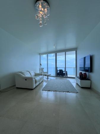 Jade Beach, 17001 Collins Ave #1806, Sunny Isles Beach, Florida 33160, image 2