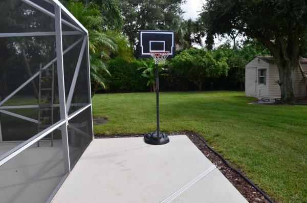 9242 Olmstead Dr, Lake Worth, Florida 33467, image 1