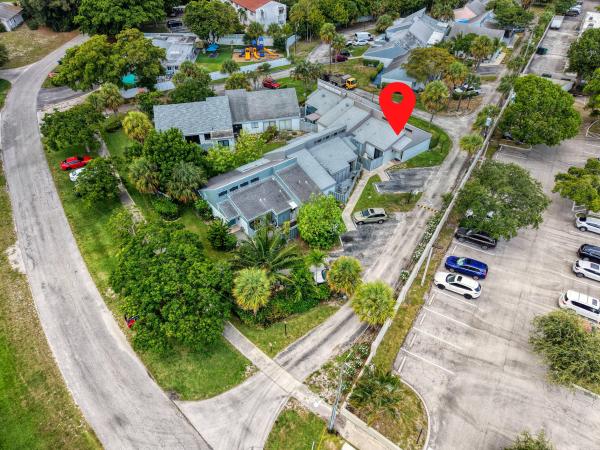 235 NW 15th St, Boca Raton, Florida 33432, image 2