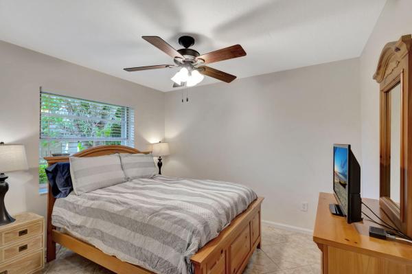Greenview Shores 2 Of Wellington, 13792 Yarmouth Dr, Wellington, Florida 33414, image 2