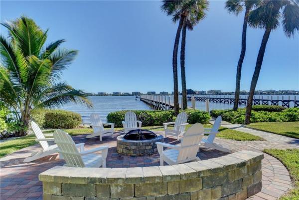1320 S Lakeside Dr, Lake Worth, Florida 33460, image 1