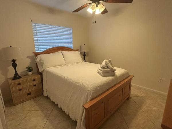 Greenview Shores 2 Of Wellington, 13792 Yarmouth Dr, Wellington, Florida 33414, image 1