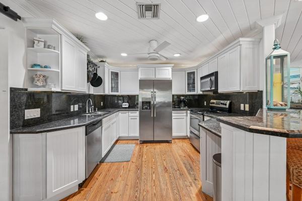 Coral Key Villas, 4911 NE 25th Ave, Lighthouse Point, Florida 33064, image 2