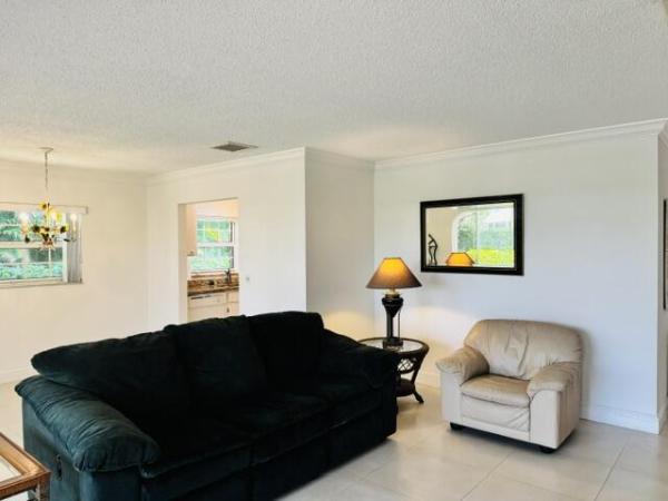 Tudor 2 South, 340 Orange Tree Dr #5, Atlantis, Florida 33462, image 3