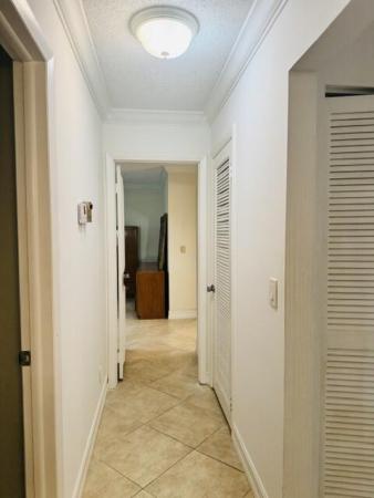 Tudor 2 South, 340 Orange Tree Dr #5, Atlantis, Florida 33462, image 2