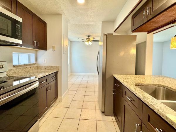 Windmill Lakes, 334 SW 86th Ave #108, Pembroke Pines, Florida 33025, image 1