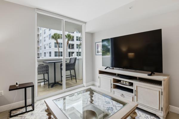 1 Ocean Boulevard, 191 SE 20th Ave, Deerfield Beach, Florida 33441, image 3