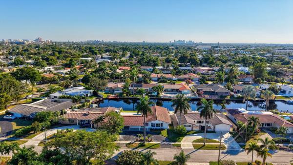 Coral Ridge Isles, 1478 NE 57th Ct, Fort Lauderdale, Florida 33334, image 2