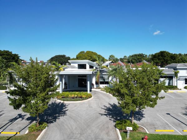 Deauville Village, 6675 S Oriole Blvd #3060, Delray Beach, Florida 33446, image 2