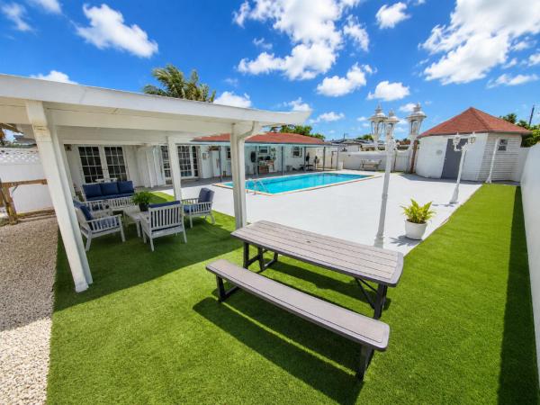 Pembroke Ranches, 7120 SW 13th St, Pembroke Pines, Florida 33023, image 2