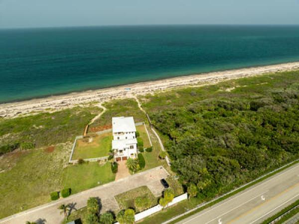 Avalon Beach, 156 Ocean Estates Dr, Fort Pierce, Florida 34949, image 2