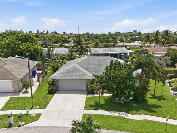 Maddock, 1081 Palama Way, Lantana, Florida 33462, image 3