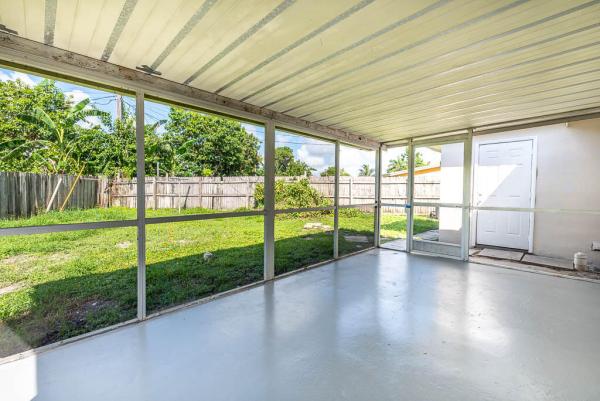 Boynton Ridge, 314 E Gateway Blvd, Boynton Beach, Florida 33435, image 2