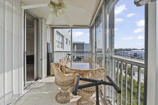 Boca Teeca, 5700 NW 2nd Ave #708, Boca Raton, Florida 33487, image 3