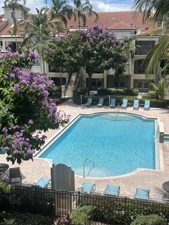 Poinciana Place, 5840 W Sample Rd #303, Coral Springs, Florida 33067, image 1