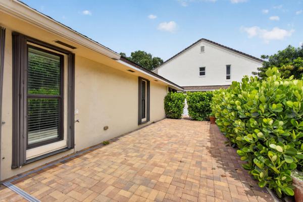 11354 Briarwood Pl, North Palm Beach, Florida 33408, image 3