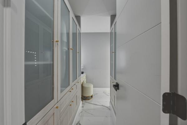 Riverland Manors, 2587 SW 30th Ave, Fort Lauderdale, Florida 33312, image 1
