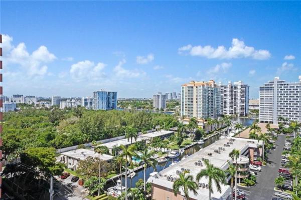 Carlton Tower, 3000 E Sunrise Blvd #12E, Fort Lauderdale, Florida 33304, image 2
