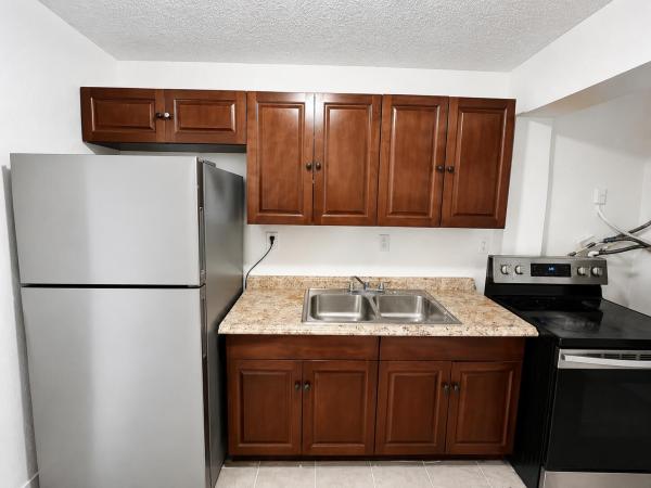 Carver Park, 715 NW 15th Ter #1-3, Fort Lauderdale, Florida 33311, image 2