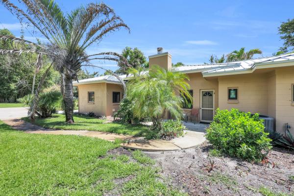 Fort Pierce Residential, 8609 S Indian River Dr, Fort Pierce, Florida 34982, image 1