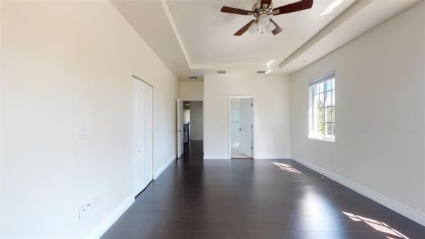 Tropical Gardens, 620 NE 20th St #1, Wilton Manors, Florida 33305, image 2