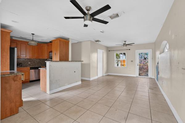 14621 Lincoln Blvd, Unincorporated Dade County, Florida 33176, image 1