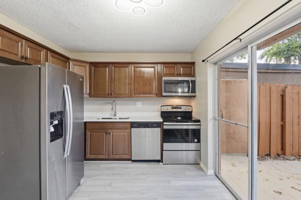 541 NW 82nd Ct #377, Unincorporated Dade County, Florida 33126, image 1