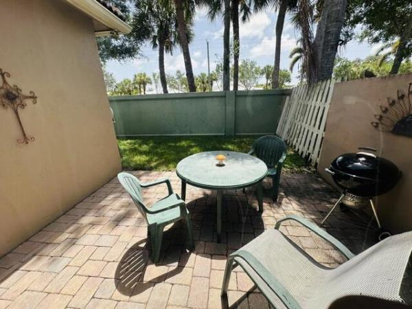 5201 Sancerre Cir, Lake Worth, Florida 33463, image 1