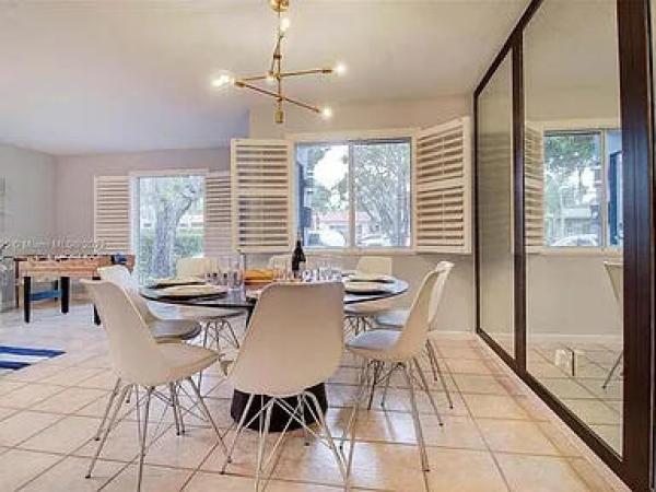 917 Orange Isle, Fort Lauderdale, Florida 33315, image 3