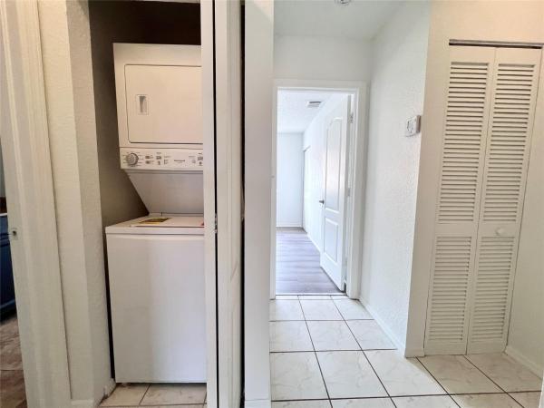 Colonial Townhomes, 519 W 68th St #4, Hialeah, Florida 33014, image 2