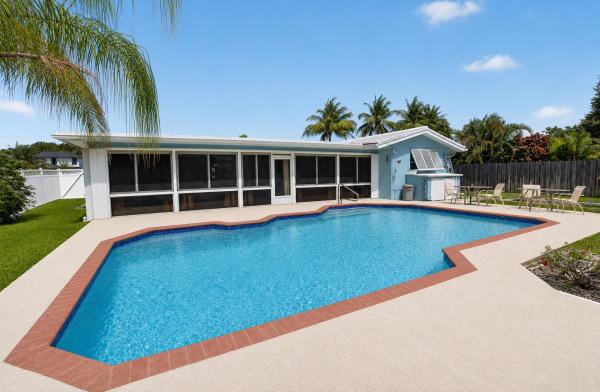 Royal Oaks Hills, 200 SW 7th Ave, Boca Raton, Florida 33486, image 1