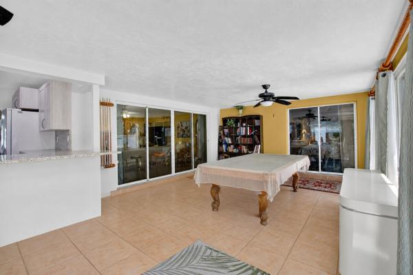 Royal Oaks Hills, 200 SW 7th Ave, Boca Raton, Florida 33486, image 2