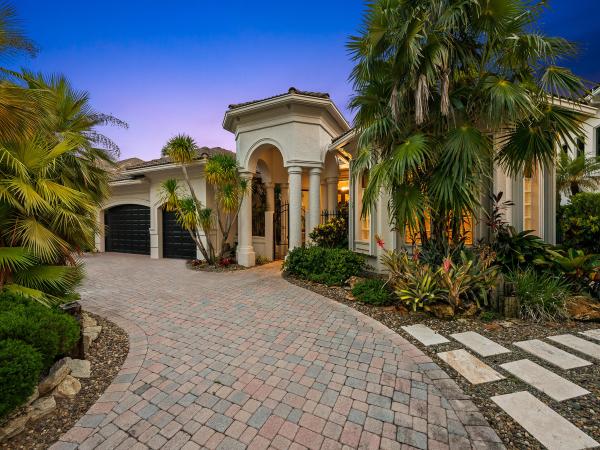 Hawks Landing, 10800 Blue Palm St, Plantation, Florida 33324, image 2