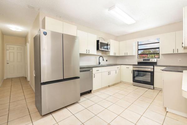 The Gardens, 5003 Garden Ave, West Palm Beach, Florida 33405, image 2