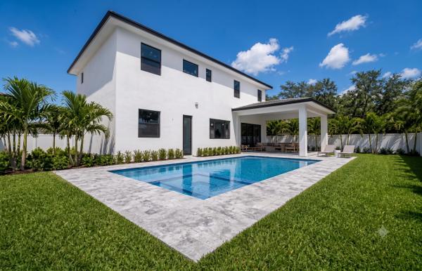 The Oaks Of Davie, 13044 Davie Oaks Dr, Davie, Florida 33325, image 2