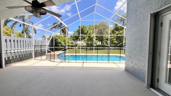 The Estates At Oak Hamlet, 1627 Oak Berry Cir, Wellington, Florida 33414, image 3