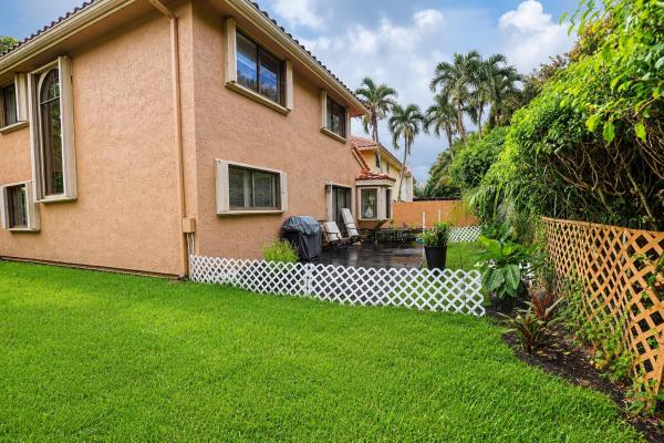 Starlight Cove, 749 NW 40th Ter, Deerfield Beach, Florida 33442, image 3