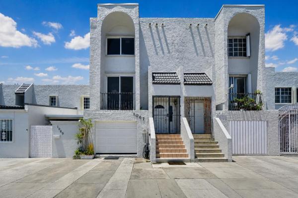 1067 W 43rd Pl #68, Hialeah, Florida 33012, image 1
