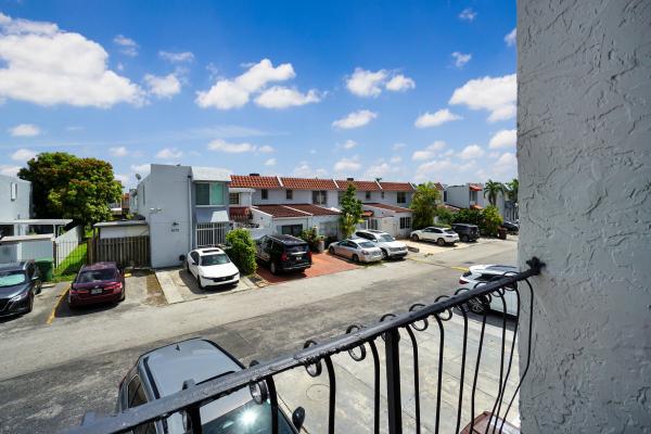1067 W 43rd Pl #68, Hialeah, Florida 33012, image 3