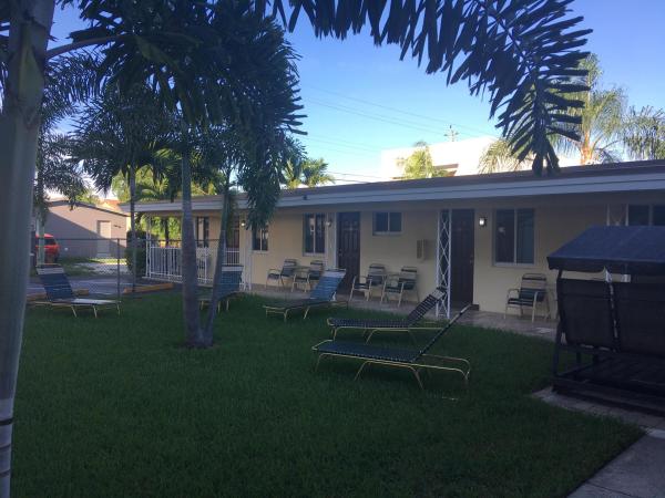 Hollywood South Side, 1743 Rodman St, Hollywood, Florida 33020, image 2