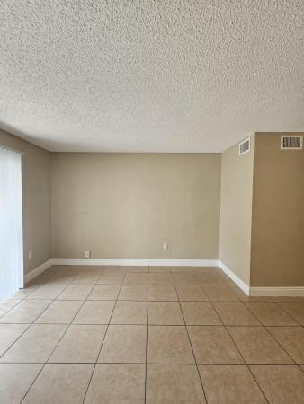 Heritage Circle, 4324 NW 9th Ave #6-1C, Deerfield Beach, Florida 33064, image 3