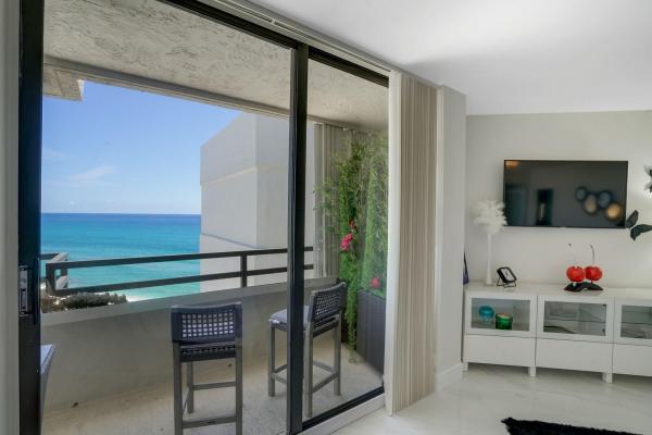 Concordia East, 3560 S Ocean Blvd #PH-4, South Palm Beach, Florida 33480, image 1