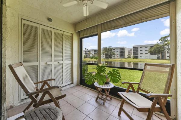 7618 Tahiti Ln #106, Lake Worth, Florida 33467, image 3