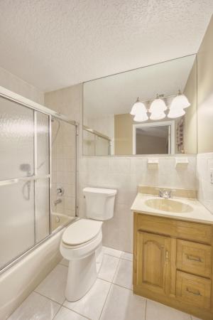 1672 Erie Ter, Palm Springs, Florida 33406, image 3