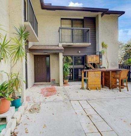 Karanda Village 1, 3599 Cocoplum Cir #34100, Coconut Creek, Florida 33063, image 1