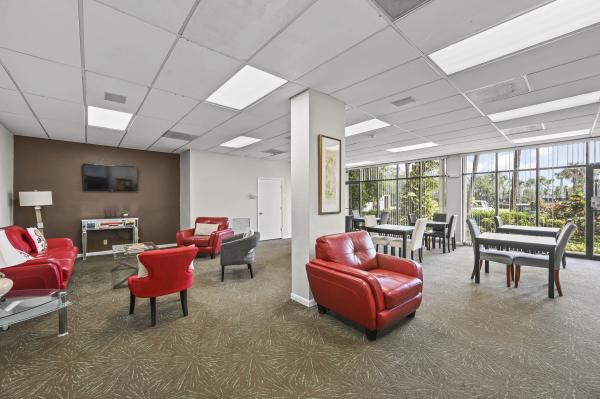 Jefferson Tower, 2425 Presidential Way #1006, West Palm Beach, Florida 33401, image 2